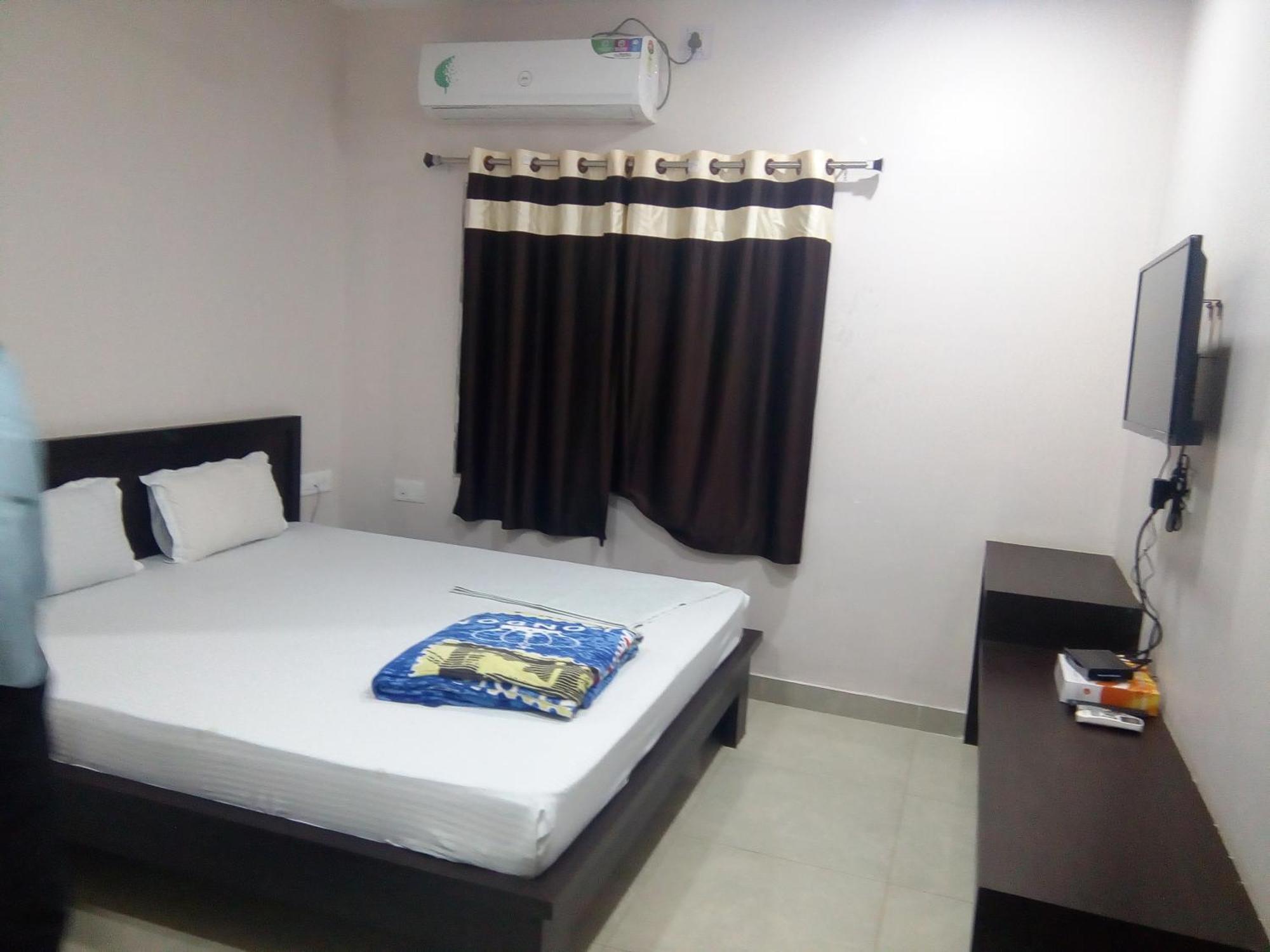 Hotel Indraprasth Balangir Luaran gambar