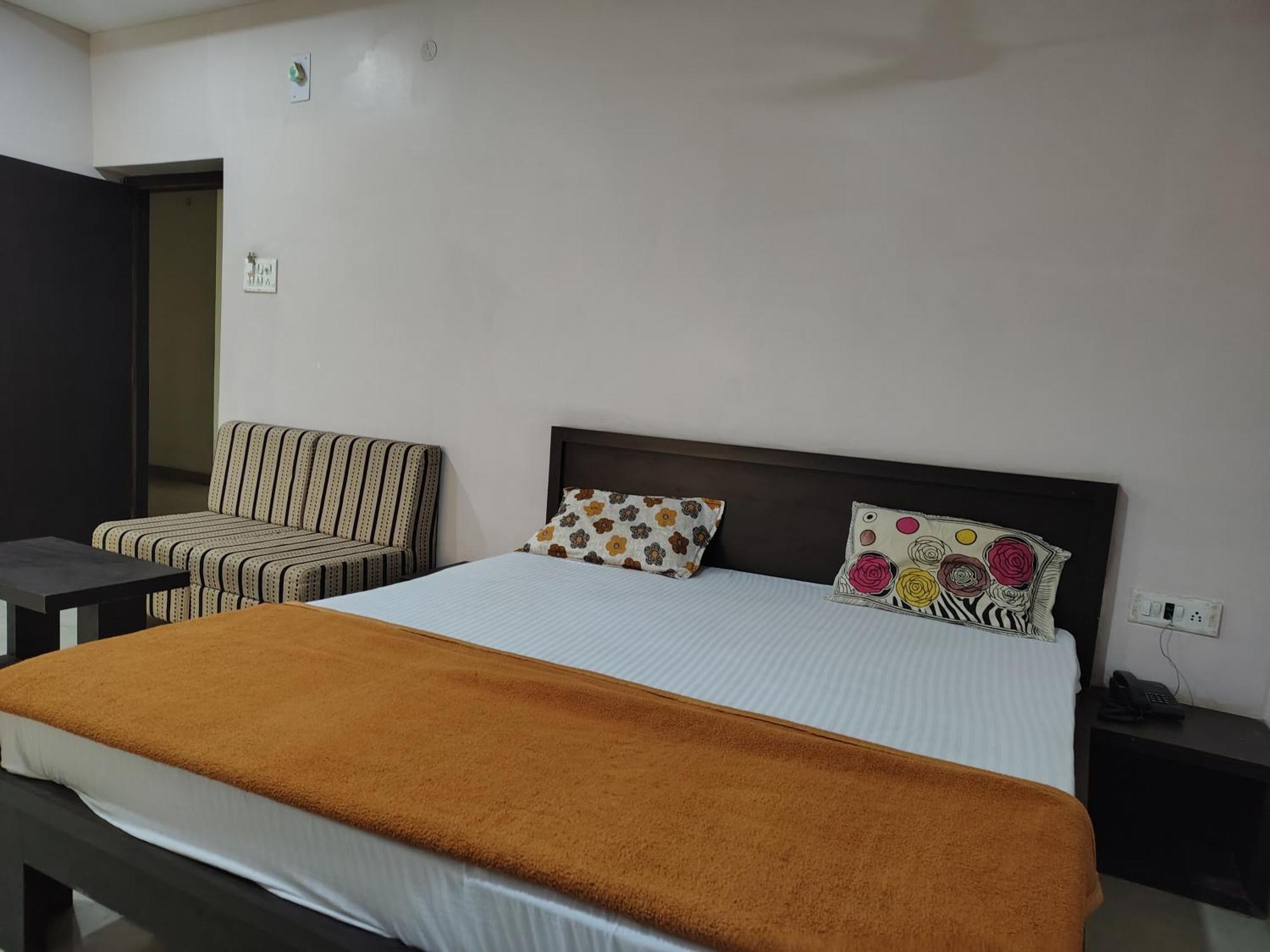 Hotel Indraprasth Balangir Luaran gambar